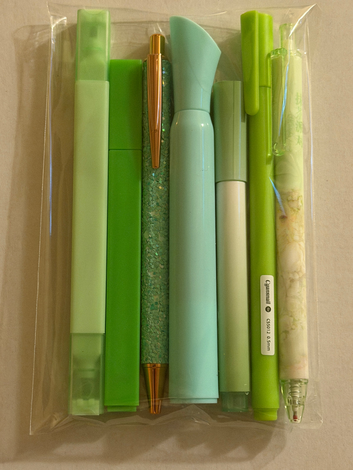 Writing bundle